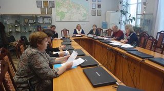 В Муниципальном Совете МО г. Петергоф