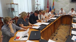 В Муниципальном Совете МО г. Петергоф