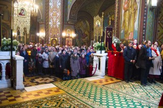 Пасхальные богослужения в Петергофе