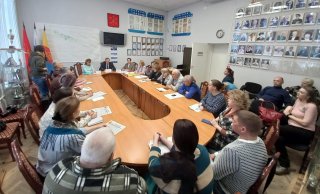 Публичные слушания по обсуждению изменений  и дополнений в Устав