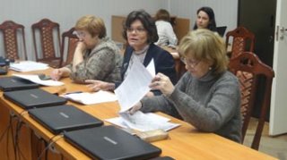 В Муниципальном Совете МО г. Петергоф